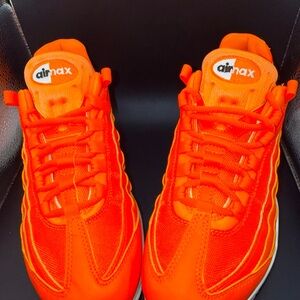 Size 6 - Nike Air Max 95 Just Do It, AV6246-800, Clean, No Box, Gently Worn